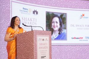 Chief Guest, the honourable Dr. Swati Piramal addresses the Awardees and Rotarians at the Taj Mahal Palace Hotel