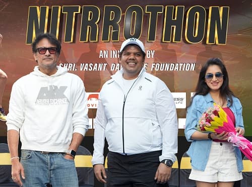 L-R: Actor Ajinkya Deo, Mr. Prabodh Davkhare, Actress Smita Gondkar