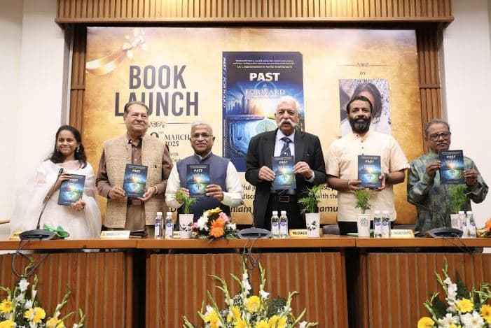Rare Book on Sustainability Launched by Shri Harivansh, Major General G.D. Bakshi, Bhaskar Chatterjee, Anshu Gupta and Leeladhar Mandloi